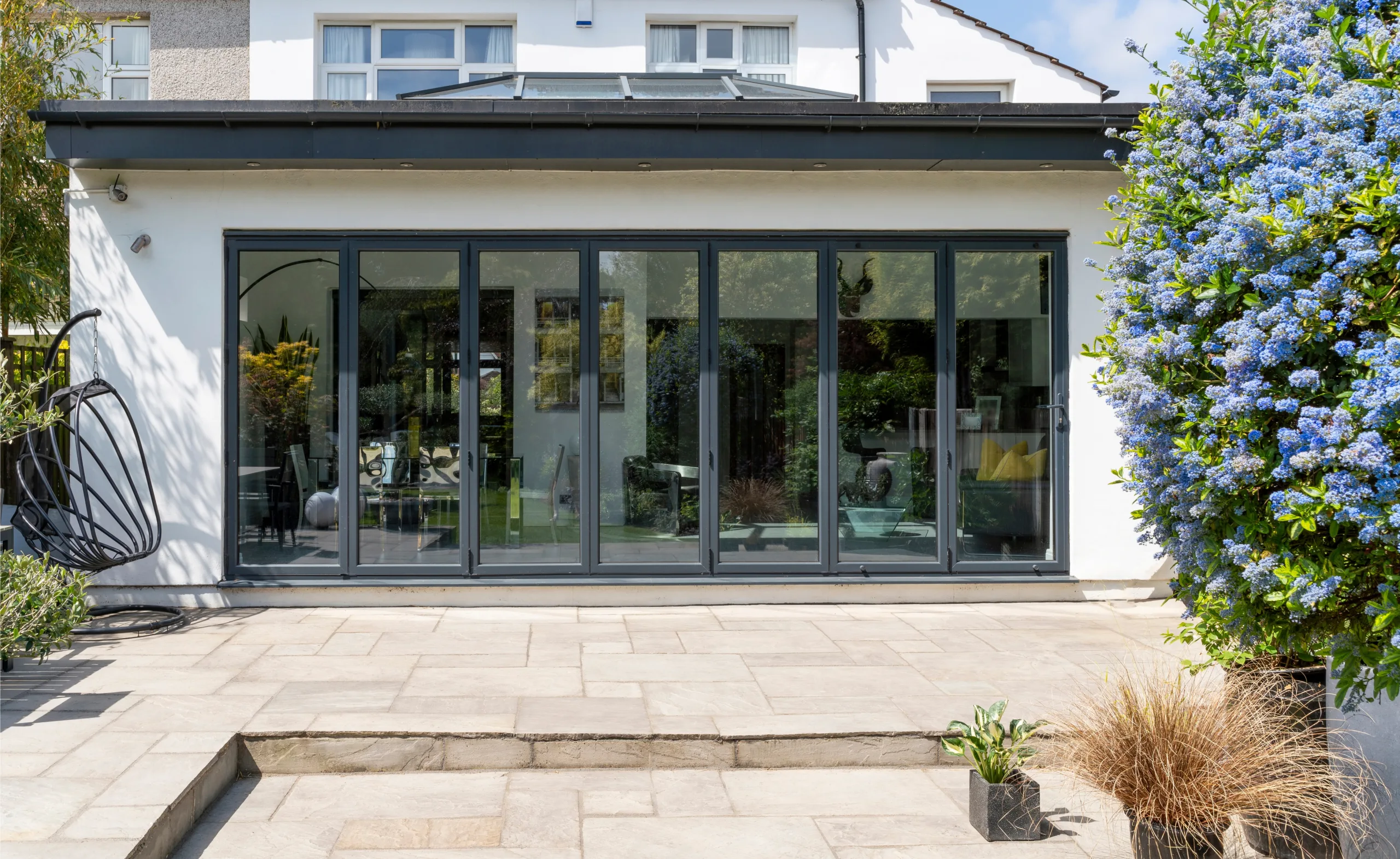 Aluminium doors hero
